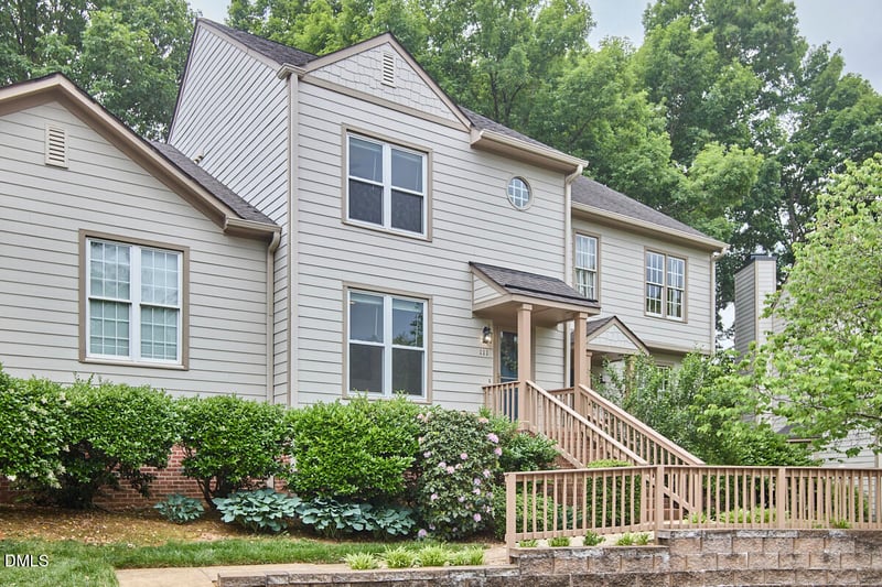 111 Windward Ct, Cary, NC 27513