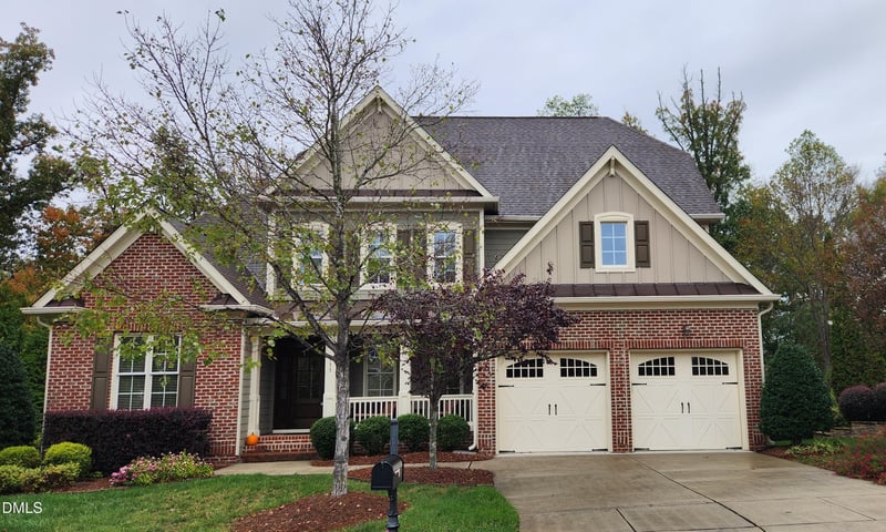 111 Woodland Ridge Ct, Cary, NC 27519