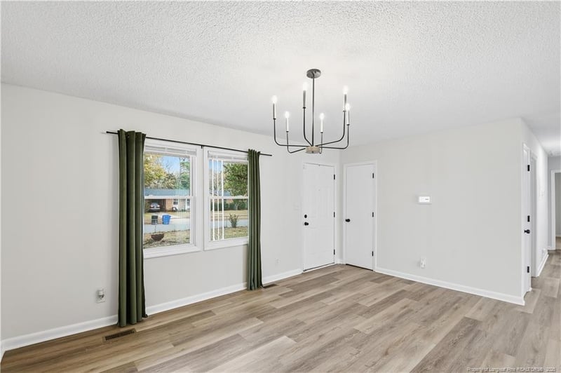 1110 Barwin Dr, Fayetteville, NC 28304