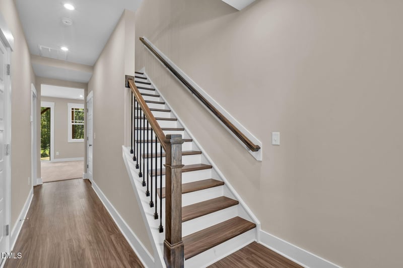 1110 Blackthorn Ln, Durham, NC 27703