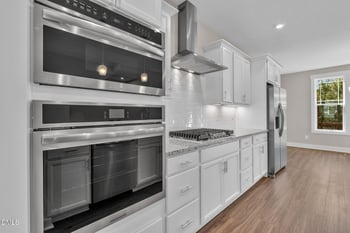 1110 Blackthorn Ln, Durham, NC 27703