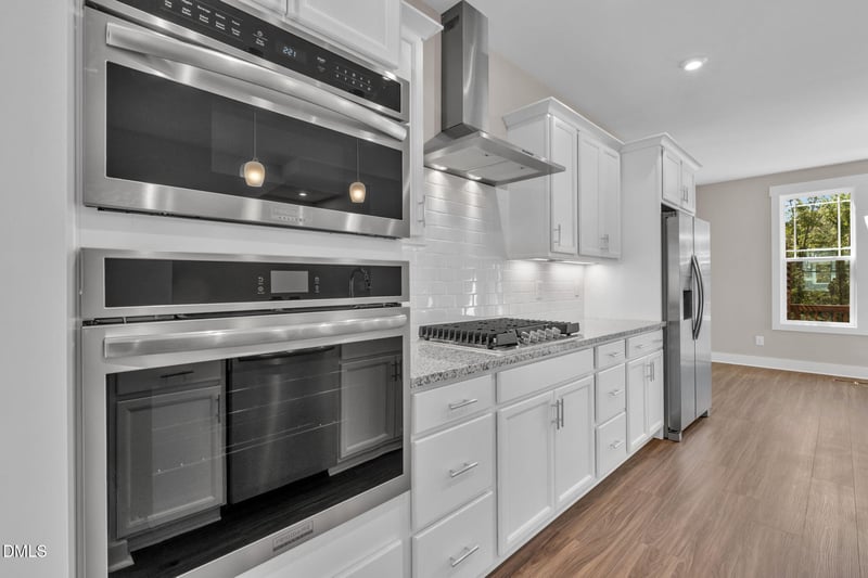 1110 Blackthorn Ln, Durham, NC 27703