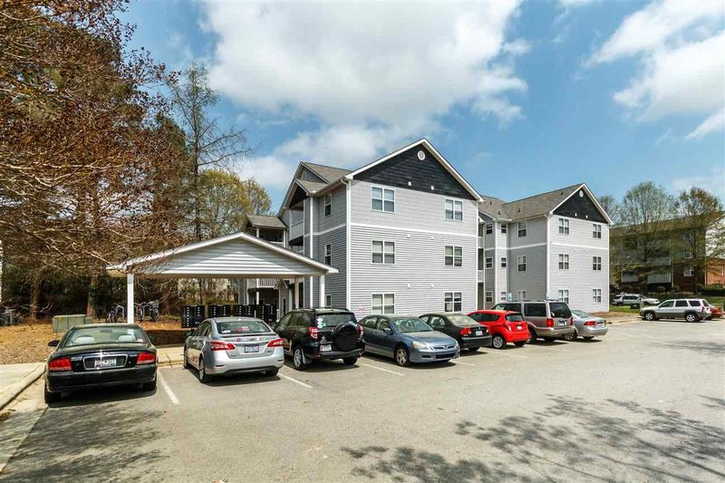 1110 Carlton Ave #301, Raleigh, NC 27606