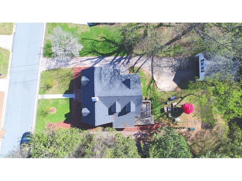 1110 Franklin St, Burlington, NC 27215
