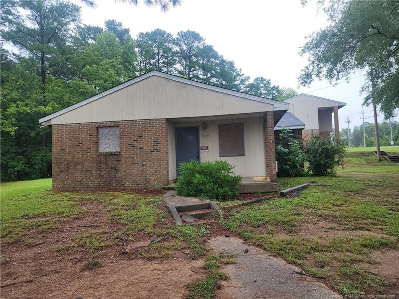 1110 Garden St, Sanford, NC 27330