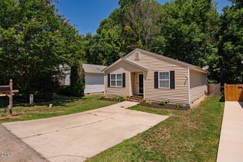 1110 Kendall Dr, Durham, NC 27703