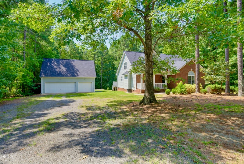 1110 Lake Ridge Dr, Creedmoor, NC 27522
