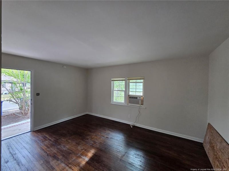 1110 Morgan St, Fayetteville, NC 28305