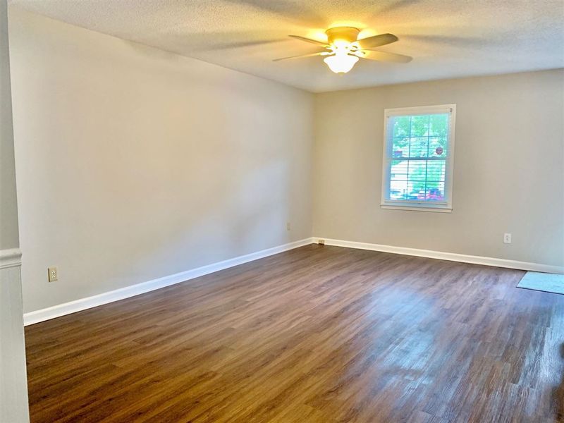1110 Nottingham Cir, Cary, NC 27511