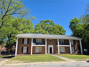 1110 Rowan St, Fayetteville, NC 28305