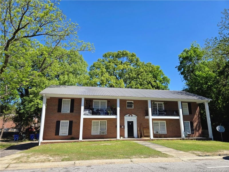 1110 Rowan St, Fayetteville, NC 28305