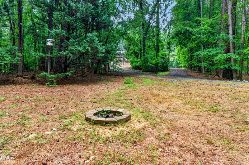 1110 Sandlewood Dr, Durham, NC 27712