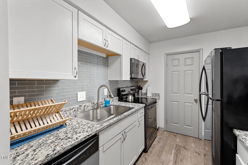 1110 Schaub Dr #B, Raleigh, NC 27606