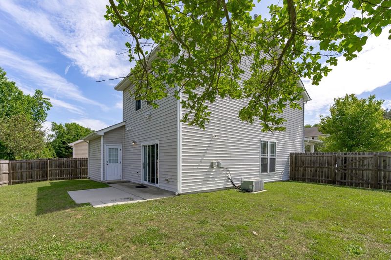 1110 Shackleton Rd, Apex, NC 27502
