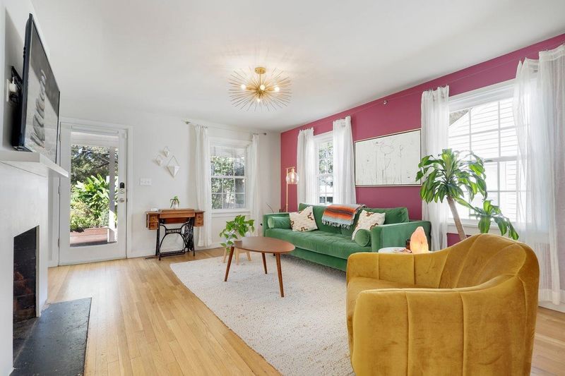 1110 Watauga St, Raleigh, NC 27604