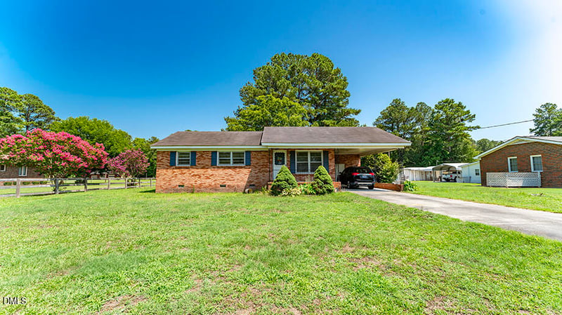 1110 Webb St, Selma, NC 27576