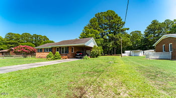 1110 Webb St, Selma, NC 27576