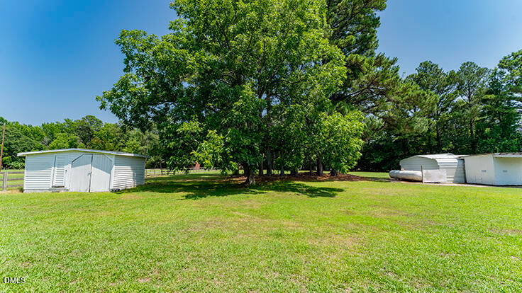 1110 Webb St, Selma, NC 27576