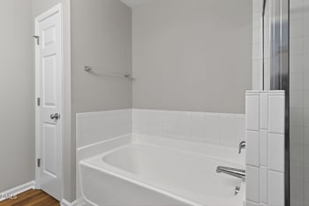 11100 Gwynn Oaks Dr #105, Raleigh, NC 27614