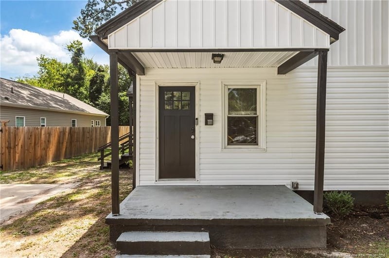 1111 Branson St, Fayetteville, NC 28305
