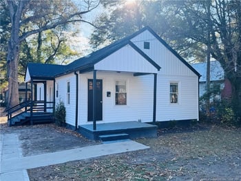 1111 Branson St, Fayetteville, NC 28305
