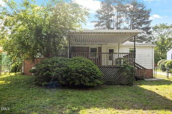 1111 Brookside Dr, Raleigh, NC 27604