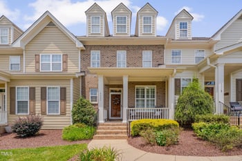 1111 Front Gate Ln, Wake Forest, NC 27587