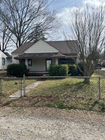 1111 Gaston St, Smithfield, NC 27577