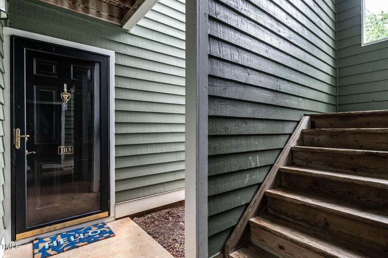 1111 Parkridge Ln #103, Raleigh, NC 27605