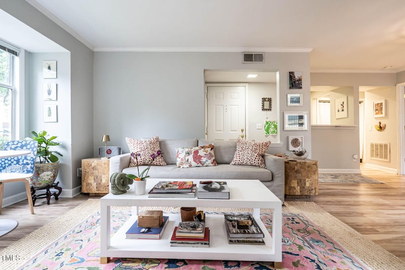 1111 Parkridge Ln, Raleigh, NC 27605