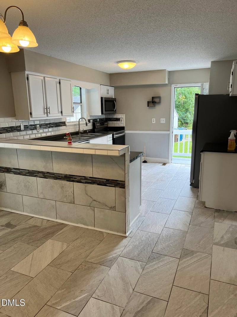 1111 Penzance St, Durham, NC 27704