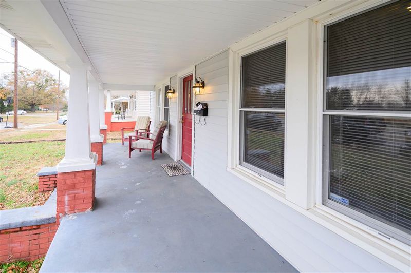 1111 Pettis Pl, Raleigh, NC 27610