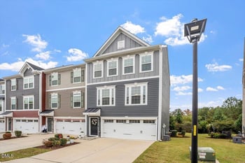 1111 Platform Dr, Apex, NC 27502