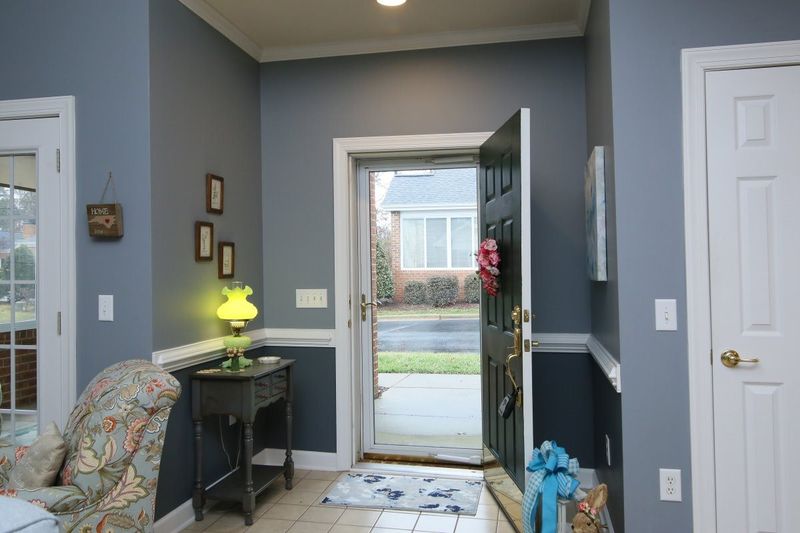 1111 Thistle Briar Pl #D, Cary, NC 27511