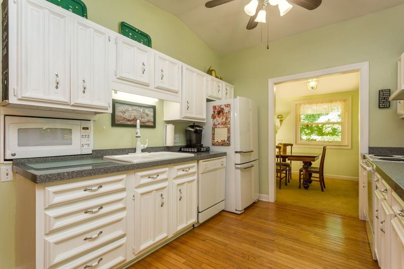 11112 Farmwood Dr, Raleigh, NC 27613