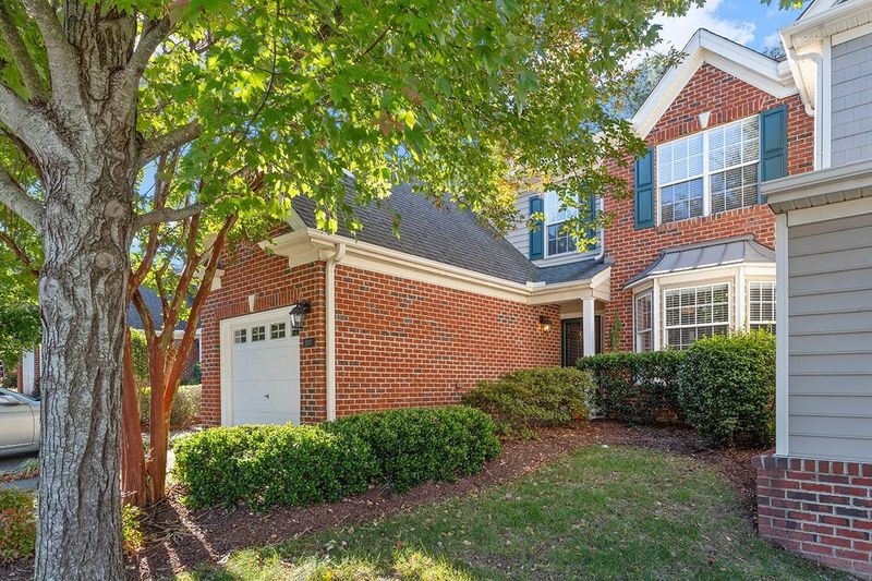 11113 Maplecroft Ct, Raleigh, NC 27617