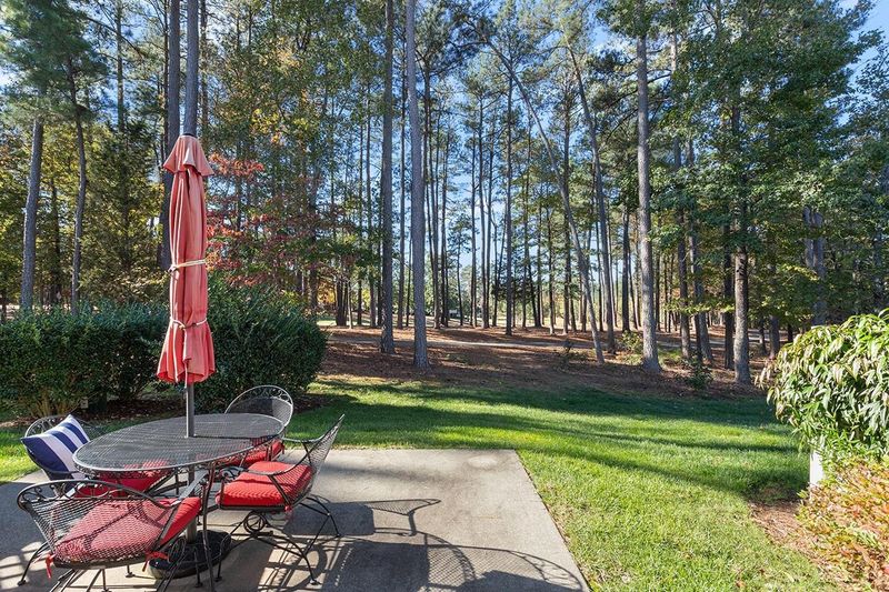 11113 Maplecroft Ct, Raleigh, NC 27617
