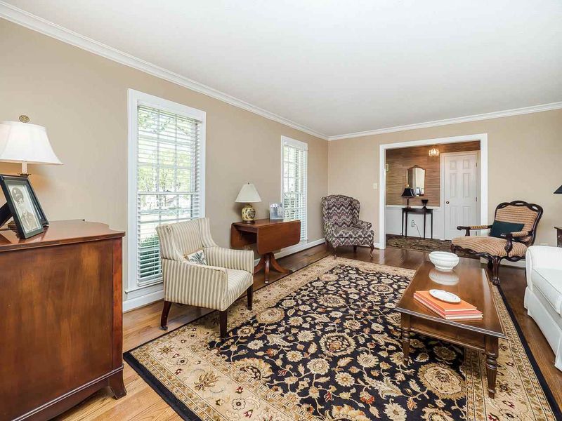 1112 Anchor Ct, Raleigh, NC 27615