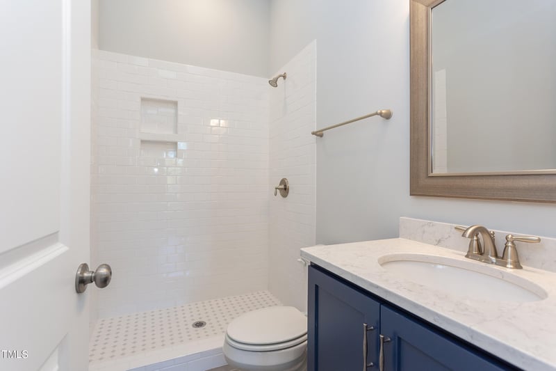 1112 Armsleigh Ct, Raleigh, NC 27603