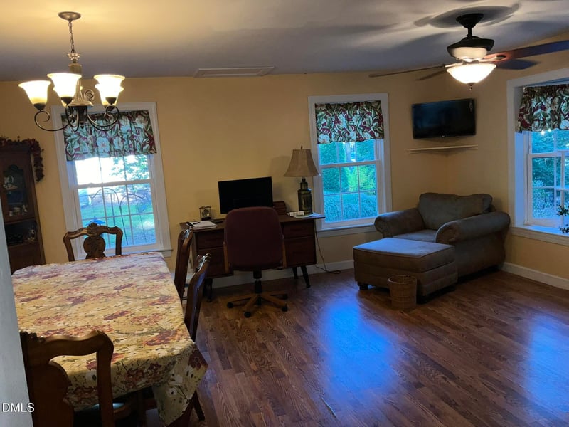 1112 Castalia Dr, Cary, NC 27513