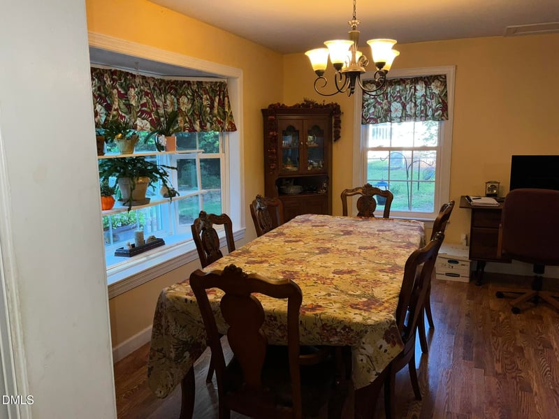 1112 Castalia Dr, Cary, NC 27513