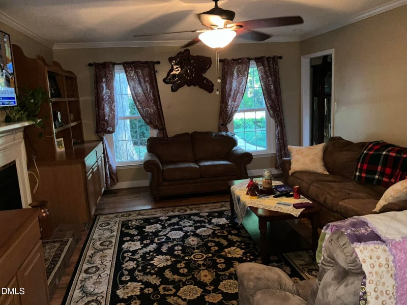 1112 Castalia Dr, Cary, NC 27513