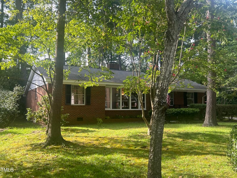 1112 Crescent Dr, Smithfield, NC 27577