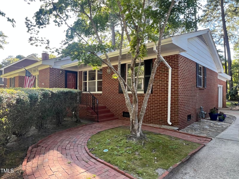 1112 Crescent Dr, Smithfield, NC 27577