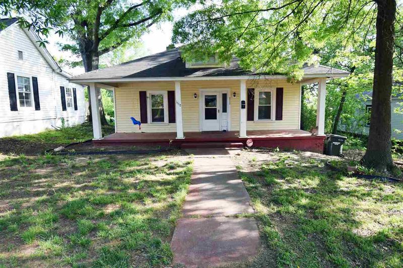 1112 Eva St, Durham, NC 27703