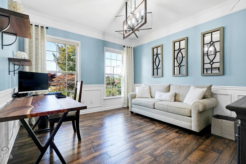 1112 Gaston Manor Dr, Durham, NC 27703
