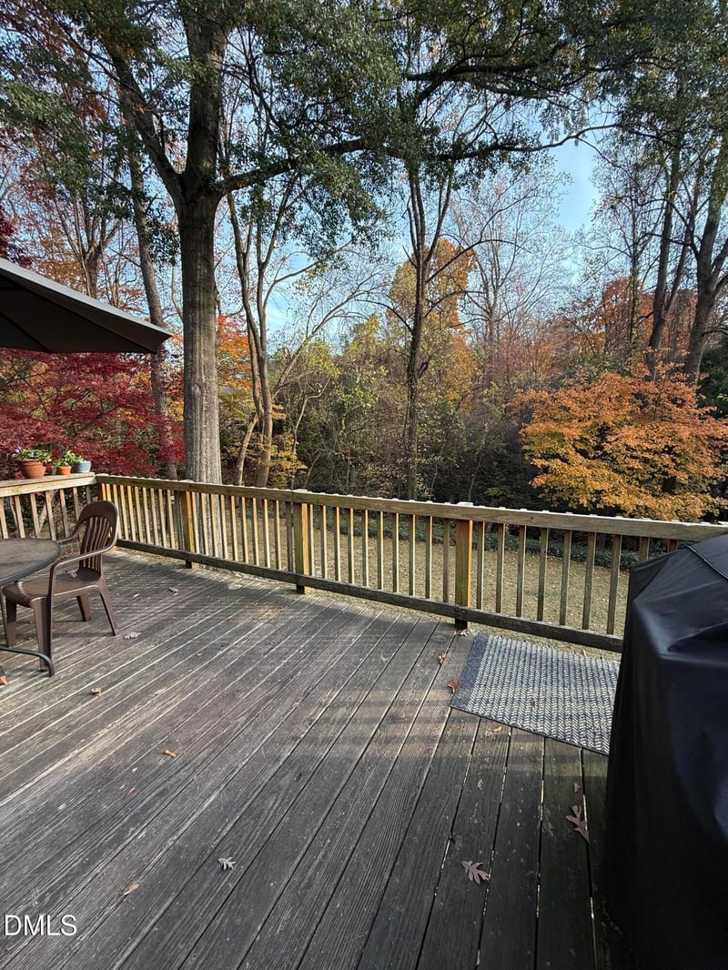 1112 Hardimont Rd, Raleigh, NC 27609