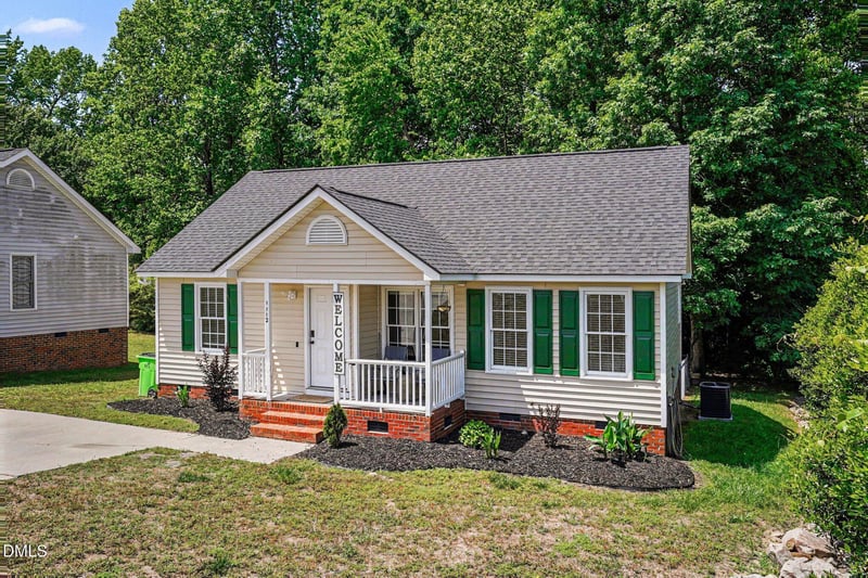 1112 Holly Pointe Dr, Wendell, NC 27591