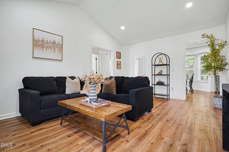 1112 Holly Pointe Dr, Wendell, NC 27591