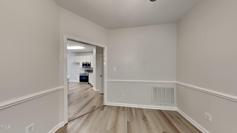1112 Minnie Dr, Raleigh, NC 27603